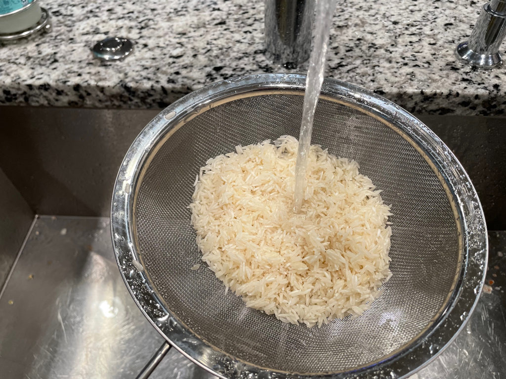 wash the rice