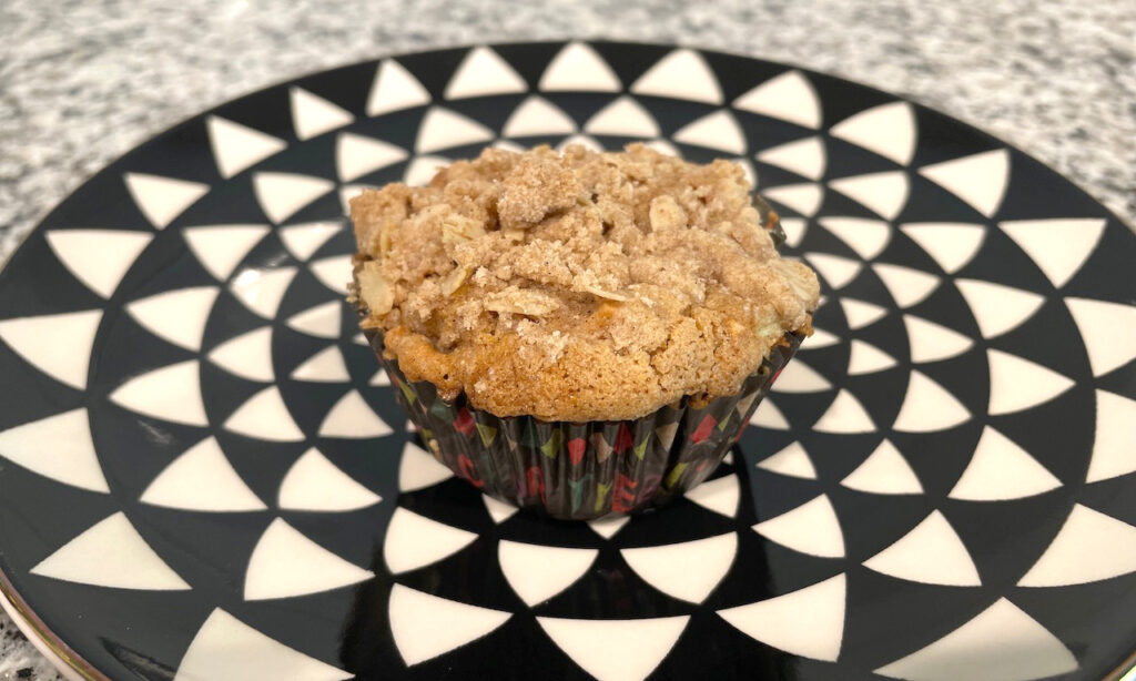 apple crumble muffins